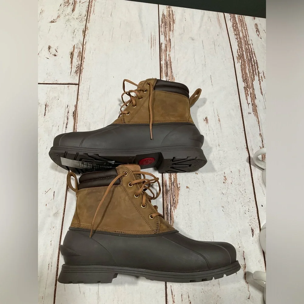 UGG MENS GASTON MID CHESTNUT WATERPROOF‎ BOOTS